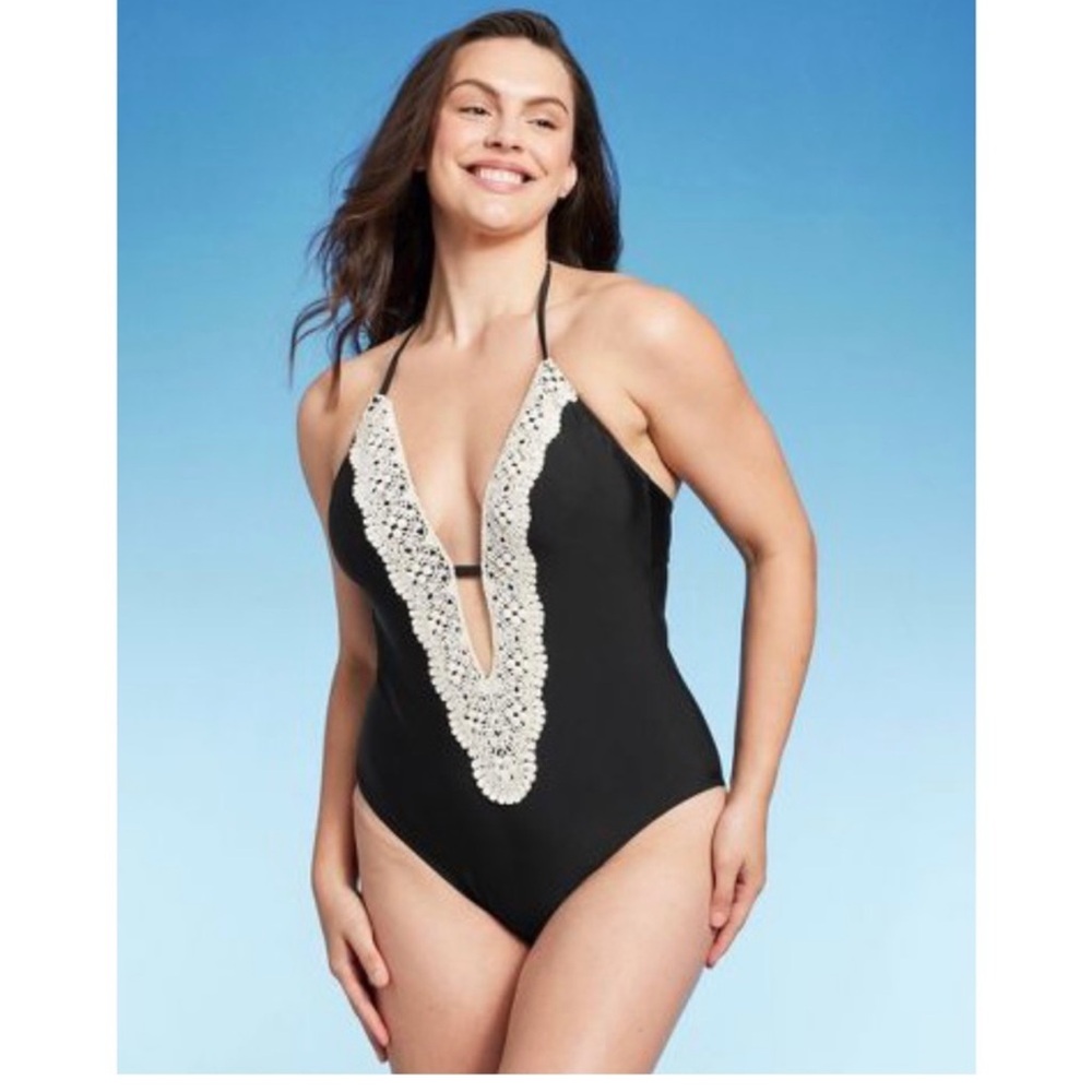 Shade & shore black and cream white crochet plunge neckline swimsuit size small